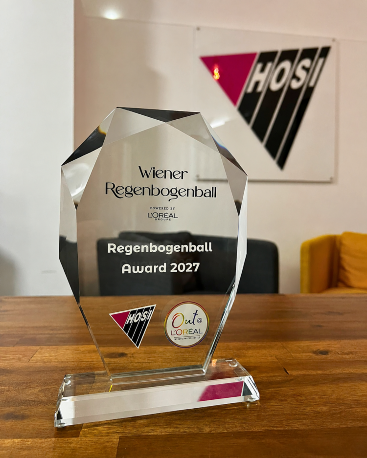 https://regenbogenball.at/assets/images/Award/RBB27-Award.png