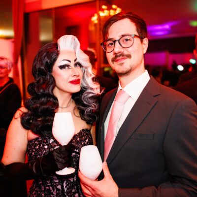 RB260002 Martin Darling