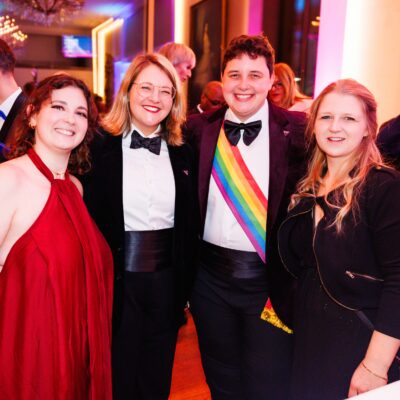 RB260009 Martin Darling