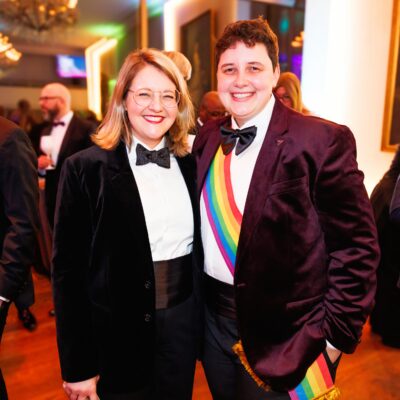 RB260010 Martin Darling