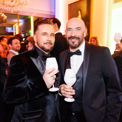 RB260018 Martin Darling