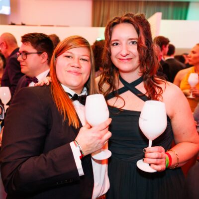 RB260025 Martin Darling