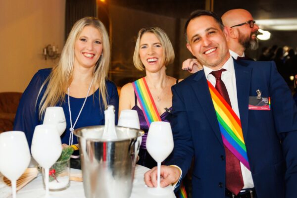 RB260038 Martin Darling