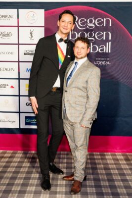 RB260042 Martin Darling