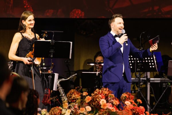 RB260073 Martin Darling