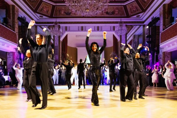 RB260078 Martin Darling