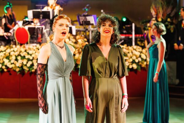 RB260087 Martin Darling