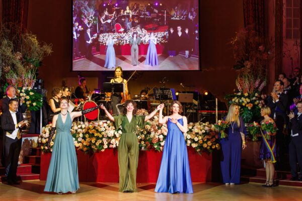 RB260097 Martin Darling