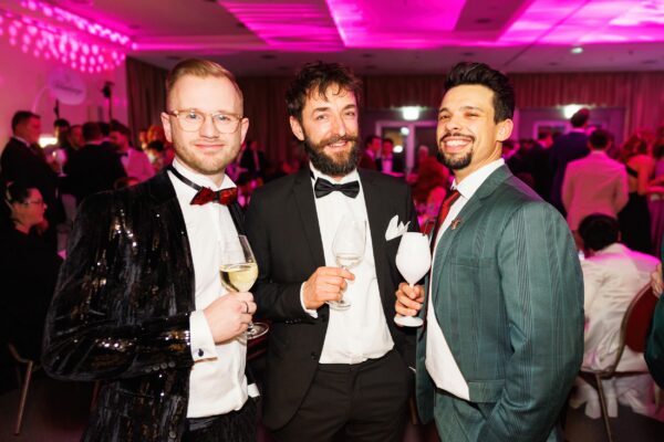 RB260138 Martin Darling