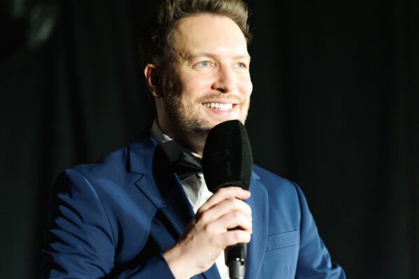 RB260144 Martin Darling