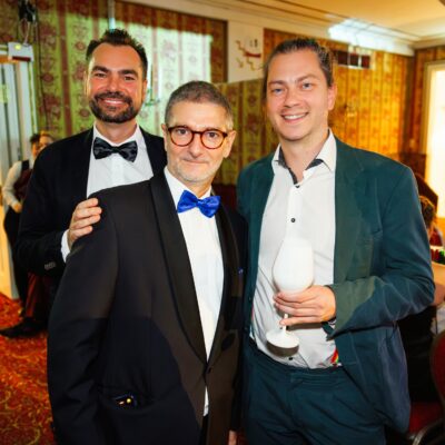 RB260183 Martin Darling