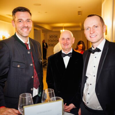 RB260185 Martin Darling