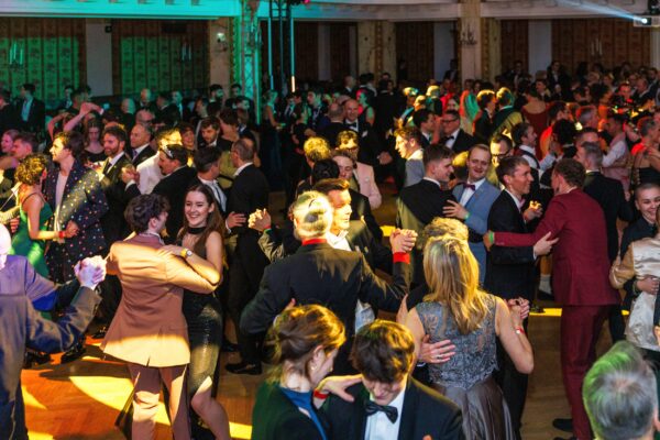 RB260206 Martin Darling