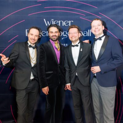 RB260235 Martin Darling